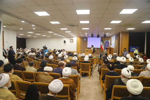 تصاویر / مراسم رونمایی از  " درگاه جامع فقه معاصر  " در قم