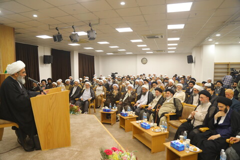 تصاویر / مراسم رونمایی از  " درگاه جامع فقه معاصر  " در قم