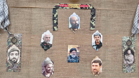 تصاویر/ برپایی یادمان شهدا در مدرسه علمیه آیت‌الله مدنی کاشانی(ره)