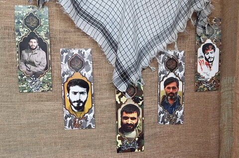 تصاویر/ برپایی یادمان شهدا در مدرسه علمیه آیت‌الله مدنی کاشانی(ره)