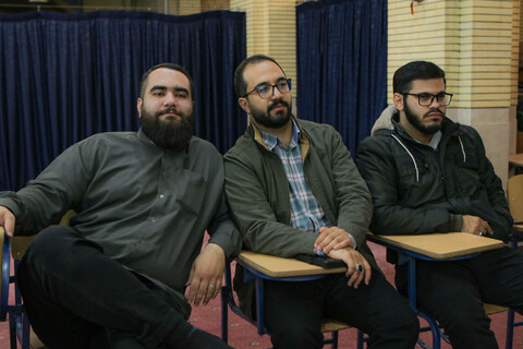 تصاویر/جلسه هم‌افزایی امنیت و بصیرتی و تعامل طلاب بسیجی با سپاه پاسداران