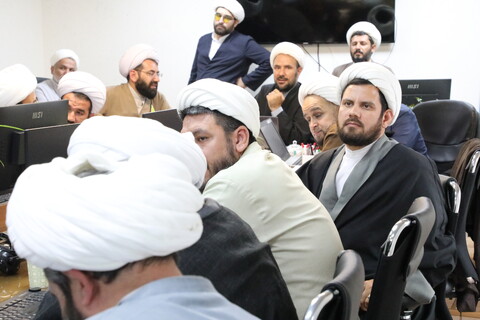 تصاویر/ کارگاه دانش افزایی هوش مصنوعی در حوزه علمیه آذربایجان غربی