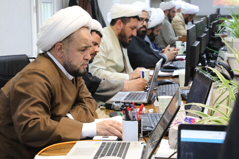 تصاویر/ کارگاه دانش افزایی هوش مصنوعی در حوزه علمیه آذربایجان غربی