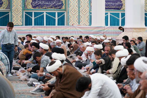 تصاویر/ پنجمین همایش شب خاطره ایثارگران مرکز مدیریت حوزه‌های علمیه کشور