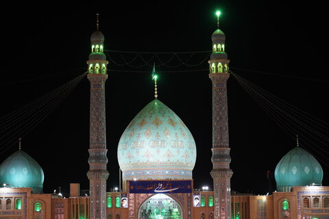 تصاویر/ پنجمین همایش شب خاطره ایثارگران مرکز مدیریت حوزه‌های علمیه کشور