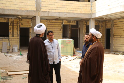 تصاویر/معاون منابع انسانی حوزه‌های علمیه کشور از پروژه‌های عمرانی مدرسه علمیه امام حسن مجتبی (علیه السلام) اهواز بازدید کرد