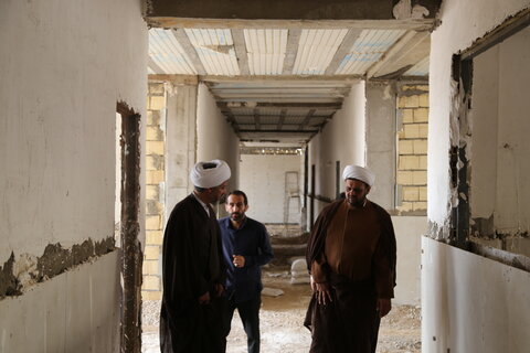 تصاویر/معاون منابع انسانی حوزه‌های علمیه کشور از پروژه‌های عمرانی مدرسه علمیه امام حسن مجتبی (علیه السلام) اهواز بازدید کرد