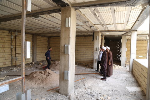 تصاویر/معاون منابع انسانی حوزه‌های علمیه کشور از پروژه‌های عمرانی مدرسه علمیه امام حسن مجتبی (علیه السلام) اهواز بازدید کرد