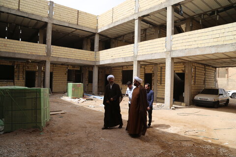 تصاویر/معاون منابع انسانی حوزه‌های علمیه کشور از پروژه‌های عمرانی مدرسه علمیه امام حسن مجتبی (علیه السلام) اهواز بازدید کرد