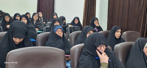 گزارش تصویری| سومین نشست دانش افزایی اساتید و کادر حوزه علمیه خواهران استان کهگیلویه و بویراحمد برگزار شد