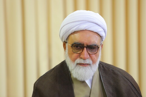 تصاویر / دیدار تولیت آستان قدس رضوی با آیت الله العظمی جوادی آملی