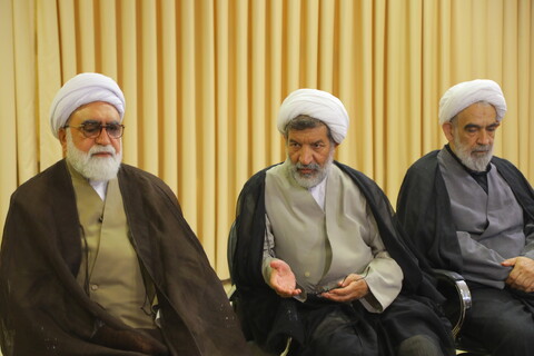 تصاویر / دیدار تولیت آستان قدس رضوی با آیت الله العظمی جوادی آملی