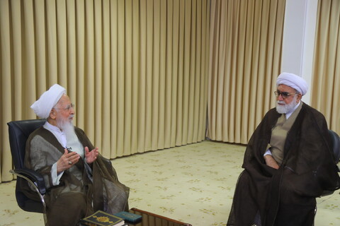 تصاویر / دیدار تولیت آستان قدس رضوی با آیت الله العظمی جوادی آملی