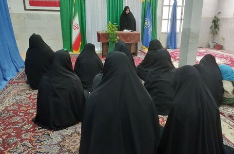 تصاویر/برگزاری جشن روز دختر و تجلیل از اساتید در خنداب