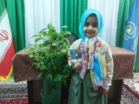 تصاویر/برگزاری جشن روز دختر و تجلیل از اساتید در خنداب