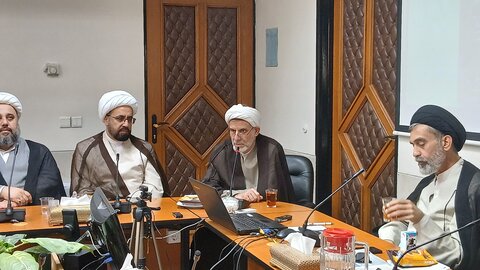 شهید رئیسی دولت را با الگوی حکومت دینی اداره کرد+عکس