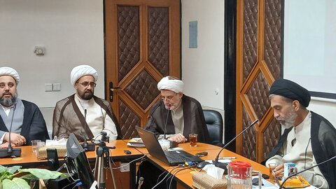 شهید رئیسی دولت را با الگوی حکومت دینی اداره کرد+عکس