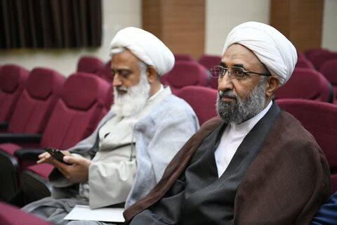 تصاویر| همایش تجلیل از اساتید حوزه علمیه خواهران فارس