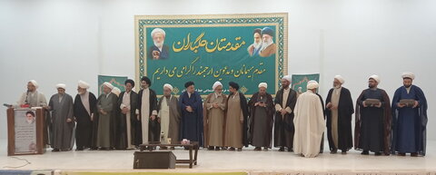 تصاویر/ تجلیل از استادان نمونه مدارس علمیه منطقه کاشان