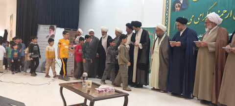 تصاویر/ تجلیل از استادان نمونه مدارس علمیه منطقه کاشان