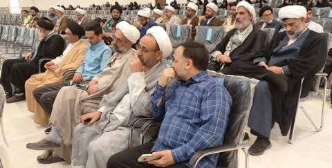 تصاویر/ تجلیل از استادان نمونه مدارس علمیه منطقه کاشان