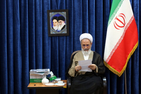 تصاویر/ دیدار مدیرعامل بانک مهر با آیت الله اعرافی