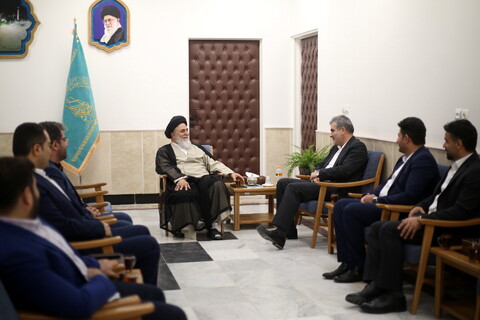 تصاویر/ دیدار مدیرعامل بانک قرض الحسنه مهر ایران با تولیت مسجد مقدس جمکران