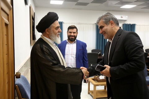 تصاویر/ دیدار مدیرعامل بانک قرض الحسنه مهر ایران با تولیت مسجد مقدس جمکران