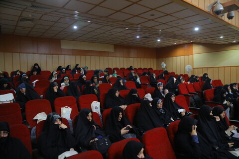 تصاویر /  اولین همایش خانواده بزرگ کریمه