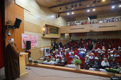 تصاویر /  اولین همایش خانواده بزرگ کریمه