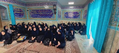 تصاویر/برگزاری پاتوق دخترانه به مناسبت دهه کرامت در ساوه