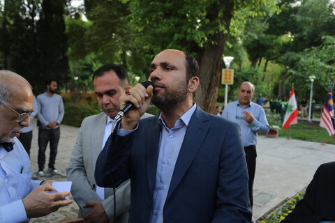 تصاویر / کاشت درخت صلح توسط مهمانان سومین اجلاس بین المللی ایران و آفریقا در اصفهان