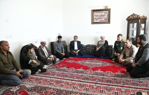 تصاویر| سفر نماینده ولی فقیه به قادرآباد