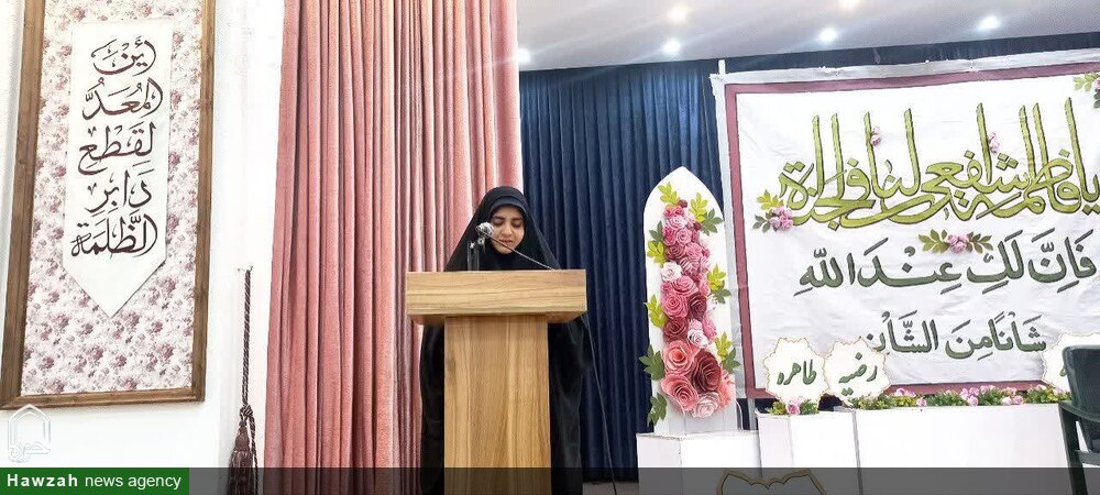 تأکید بر توانمندسازی طلاب خواهر در عرصه رسانه‌های دینی