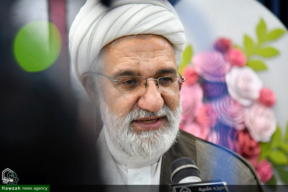 نامگذاری روز دختر به نام حضرت معصومه(س) انتخابی راهبردی است