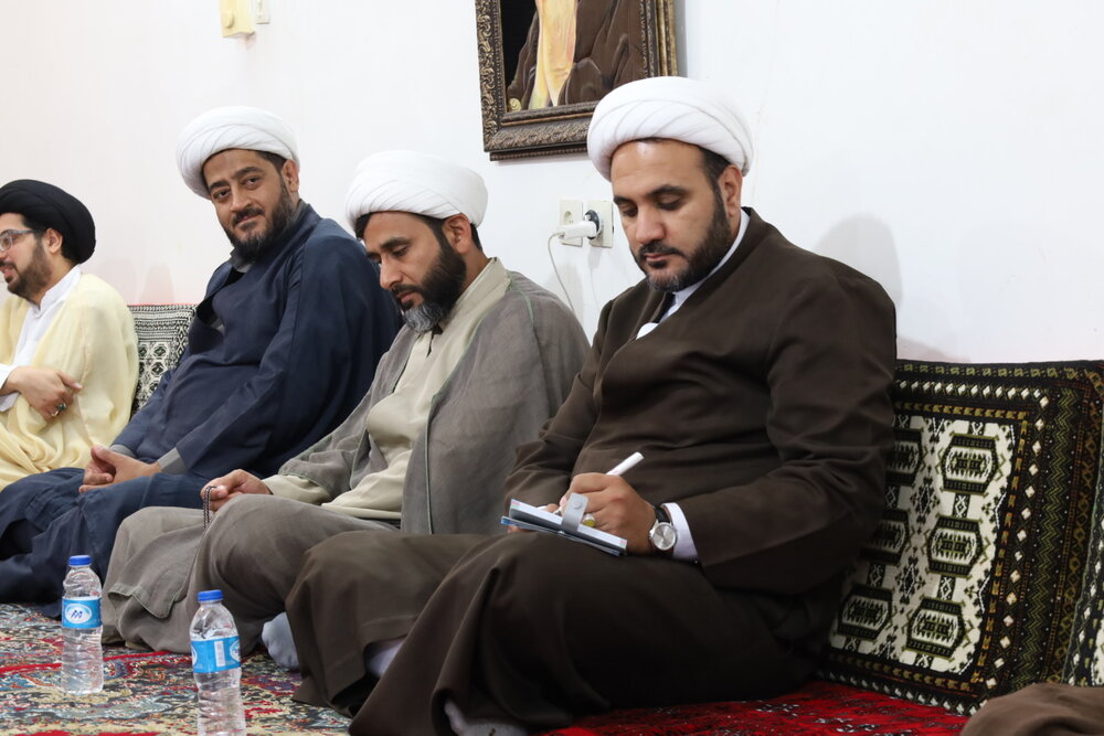 دیدار مدیر حوزه علمیه سیستان و بلوچستان با اساتید مدرسه علمیه  امام صادق(ع) چابهار + عکس