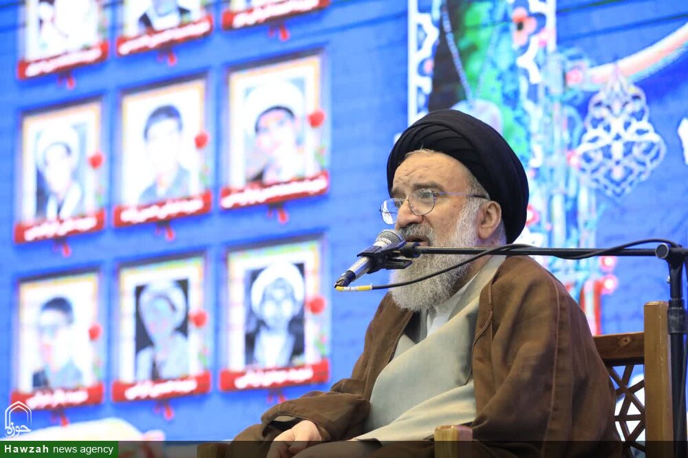 غنی‌سازی خط قرمز ما است