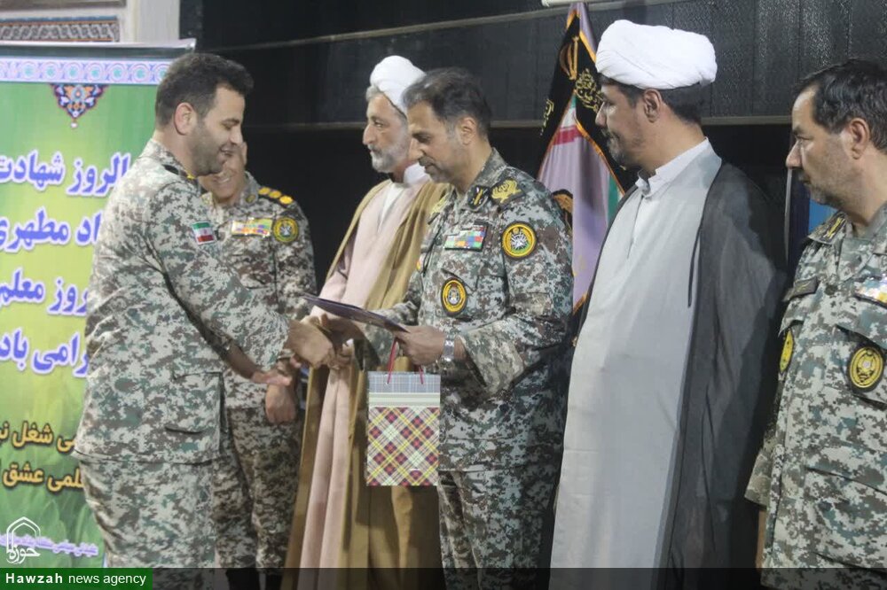 معلمی فقط منحصر در کلاس و درس و کتاب نیست