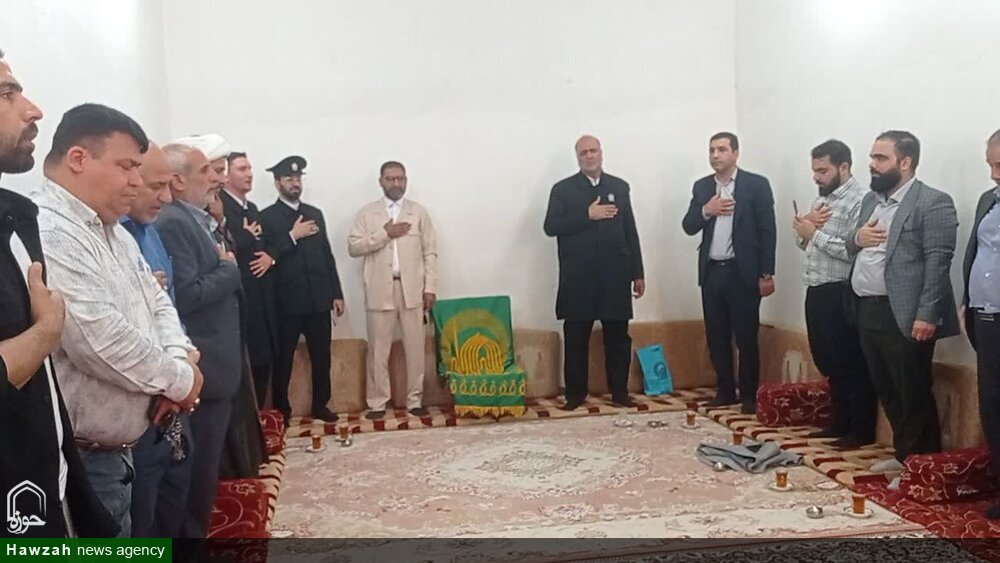 دیدار خادمین حرم مطهر رضوی با خانواده شهدا در شهرستان باوی