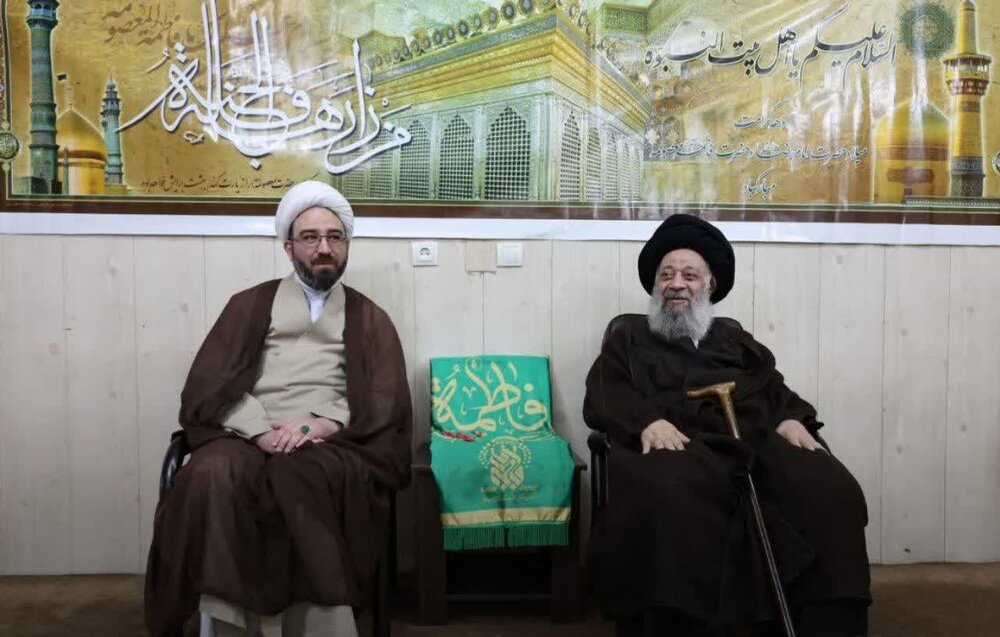 دیدار خادمان حرم حضرت معصومه (س) با آیت‌الله موسوی جزایری