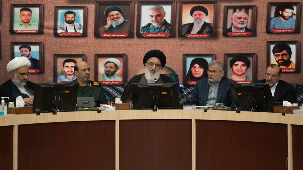 برنامه ریزی برای کنگره ۵۵۰۰ شهید البرز در جلسه عهد خادمی 2