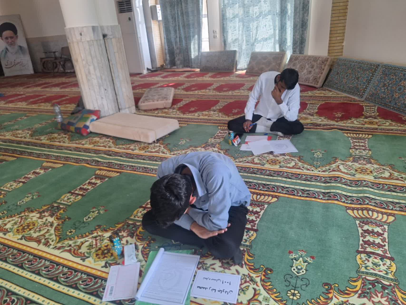 آزمون شناسایی استعداد برتر حوزههای علمیه در بندرعباس برگزار شد