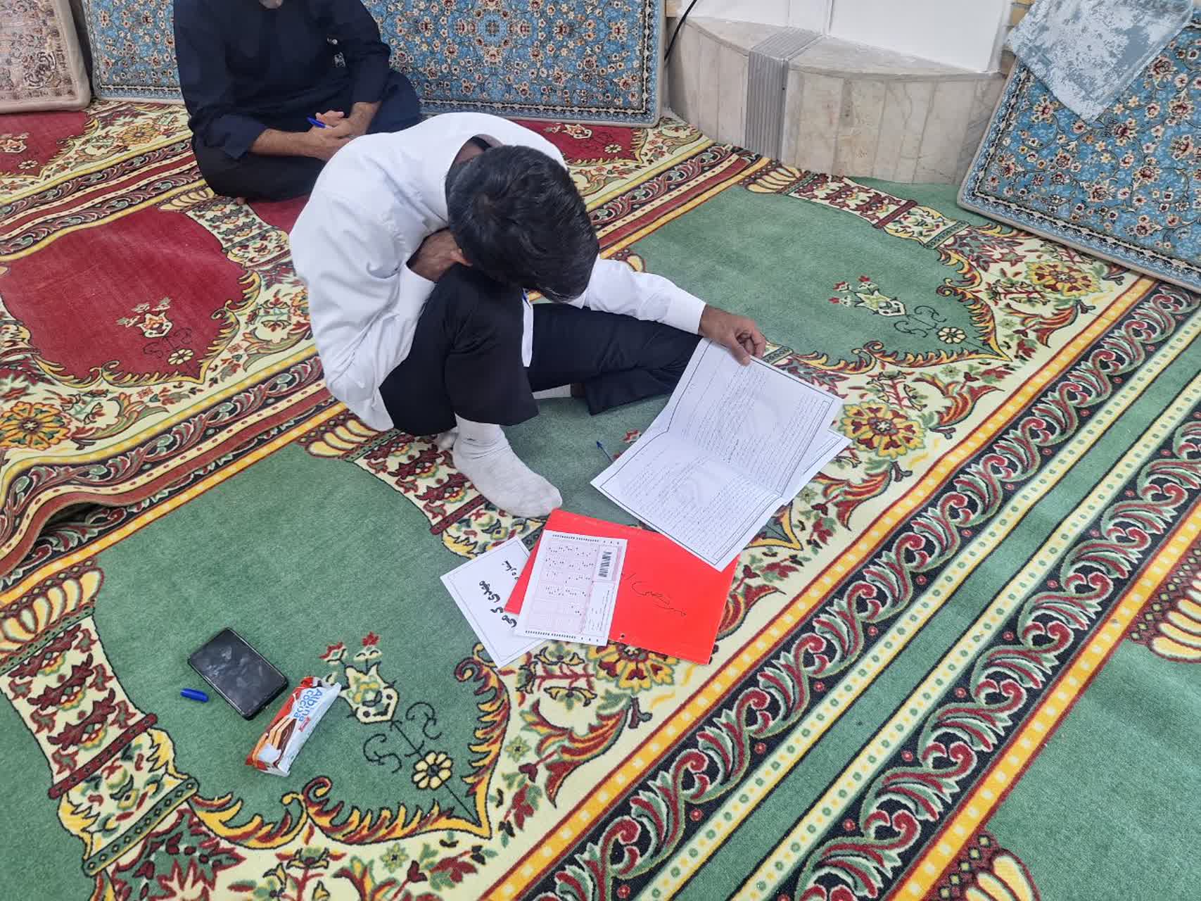 آزمون شناسایی استعداد برتر حوزههای علمیه در بندرعباس برگزار شد