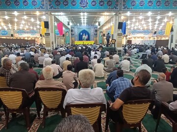 معلمان افسران فرهنگ‌سازی جامعه هستند