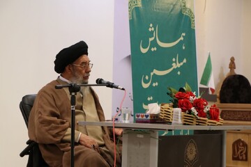 توفیق هدایت مردم، از نشانه‌های فضل الهی به مبلغان است