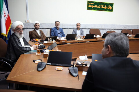 تصاویر/ دیدار مدیرعامل بانک قرض الحسنه مهر ایران با مسئول دبیرخانه شورای عالی حوزه‌های علمیه