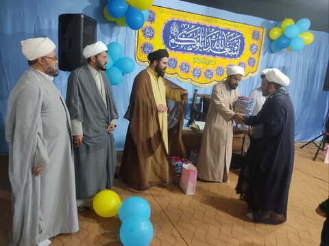 تقدیر از اساتید مدرسه علمیه ایرانشهر در روز معلم