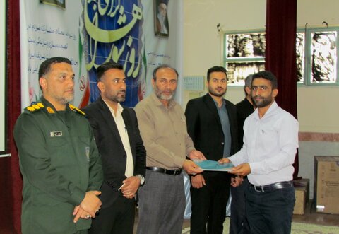 تصاویر/ روز کارگر در بندر دیّر