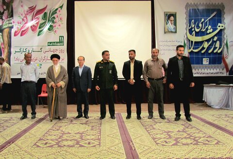 تصاویر/ روز کارگر در بندر دیّر