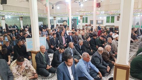 تصاویر/ اقامه نماز جمعه ماکو